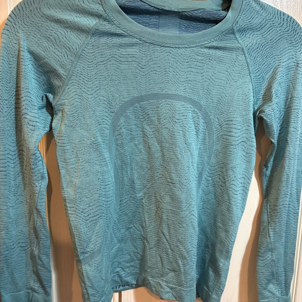 lululemon athletica Teal Long Sleeve Top